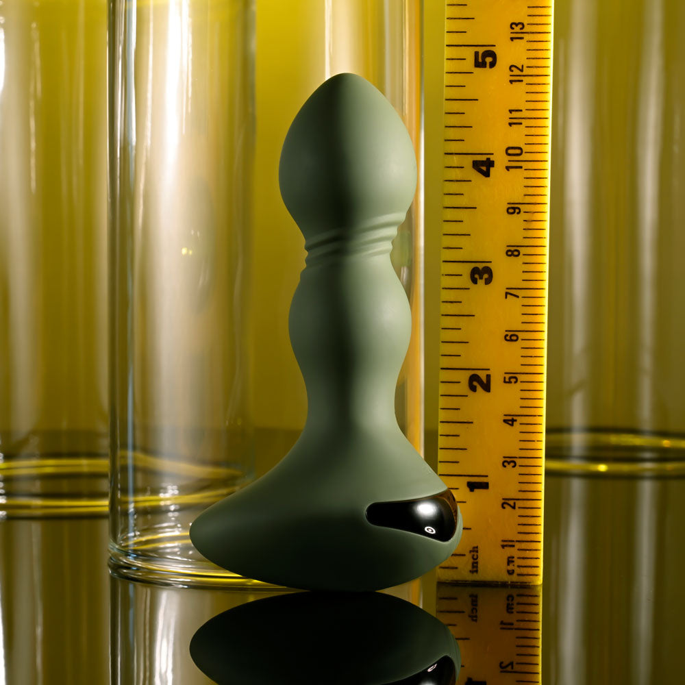 Evolved LIEUTENANT - Green 12.2 cm USB Rechargeable Vibrating Butt Plug - EN-RS-4882-2