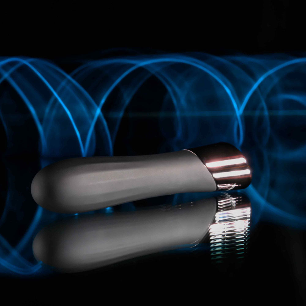 Evolved BACK IN BLACK - Black 11.9 cm USB Rechargeable Bullet - EN-RS-4974-2