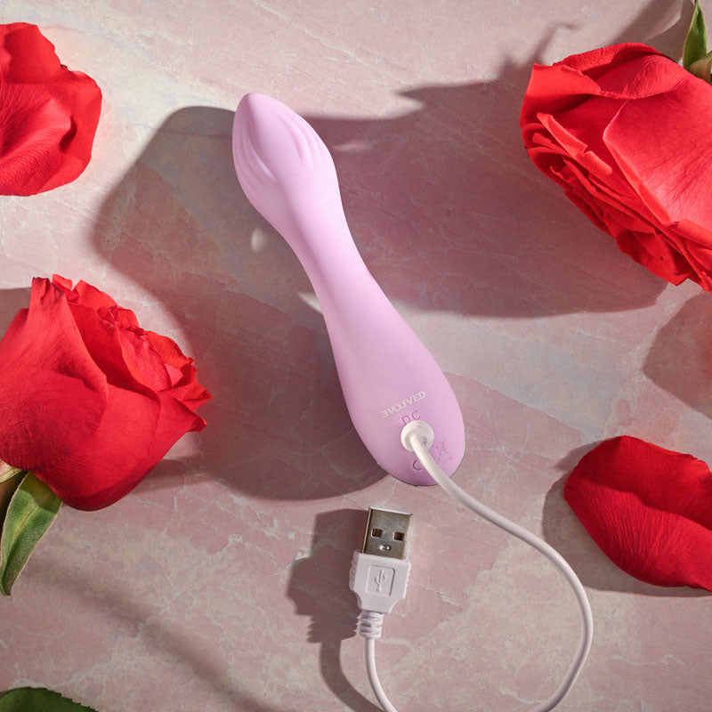 Evolved LILAC G - Lilac 11.5 cm USB Rechargeable Mini Vibrator - EN-RS-9499-2