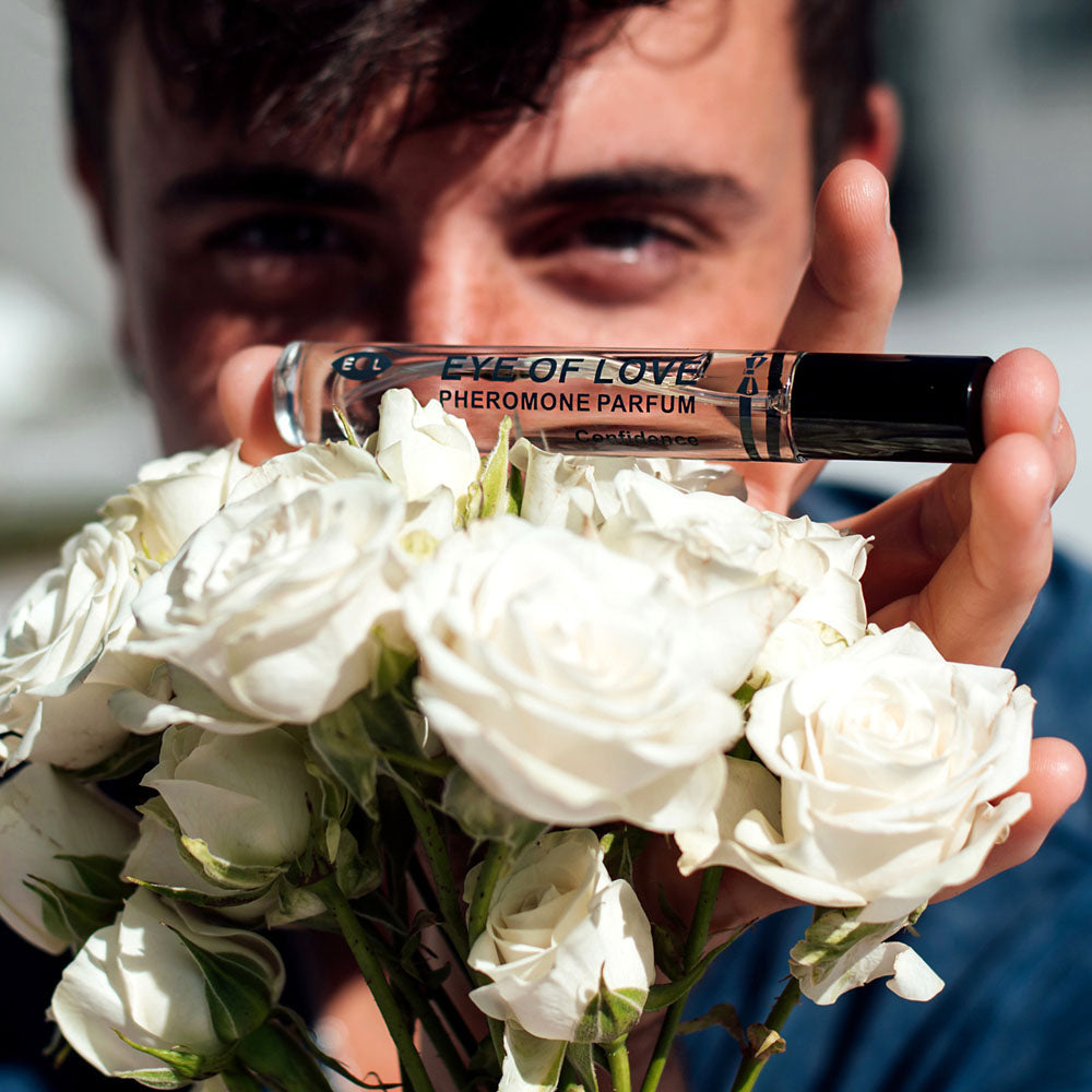 Eye Of Love Confidence Pheromone Cologne - 10 ml - Citrus Musk Scented Pheromone Cologne for Men to attract Women - 10 ml Spray - EOL-P-11