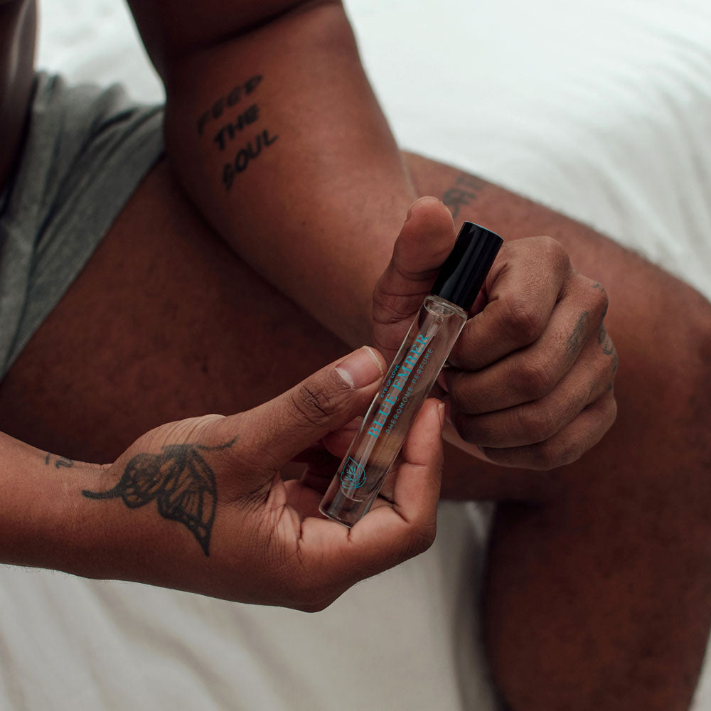 Eye Of Love Love In Bloom Blue Ember Pheromone Cologne - 10ml - Citrus & Cedar Scented Pheromone Cologne for Men to attract Women - 10 ml Spray - EOL-P-82