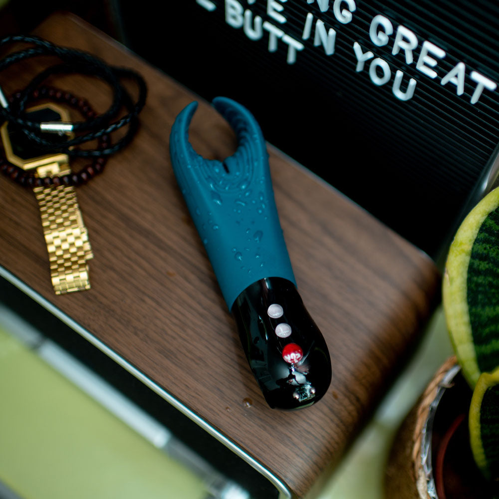 Fun Factory MANTA deep sea blue-black - Deep Sea Blue 18 cm USB Rechargeable Mens & Couples Vibrator - FF000873PT01