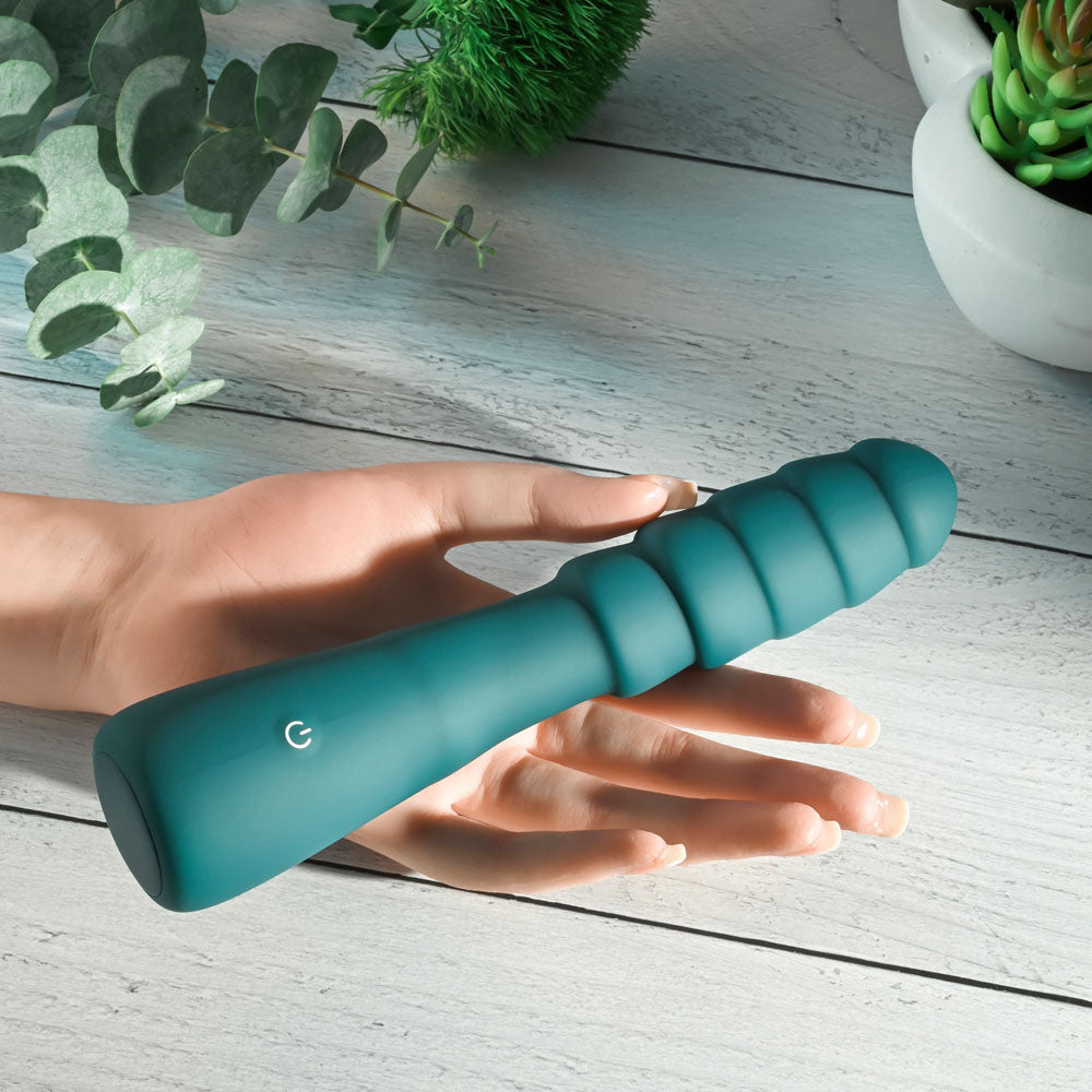 Gender X SCORPION - Green 21.2 cm USB Rechargeable Vibrator - GX-RS-3793-2