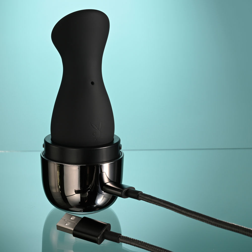 Playboy Pleasure THE JET SET - SUCKER - Black 10.3 cm Sucking Stimulator with Rechargeable Charging Case - PB-RS-5261-2